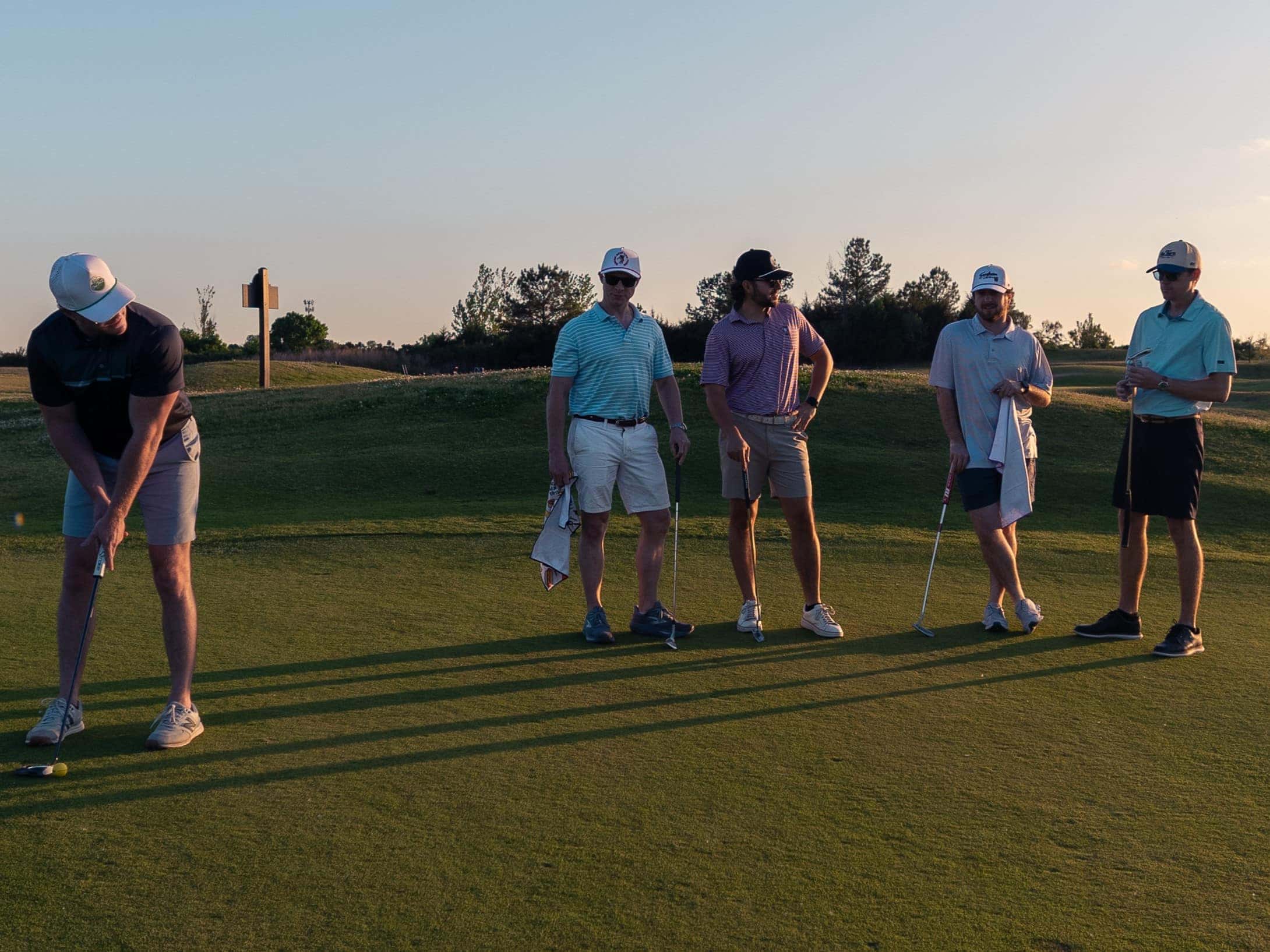 the turn golf co men putting